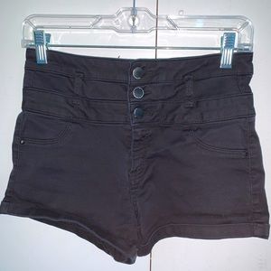 High-waisted Black Denim Shorts